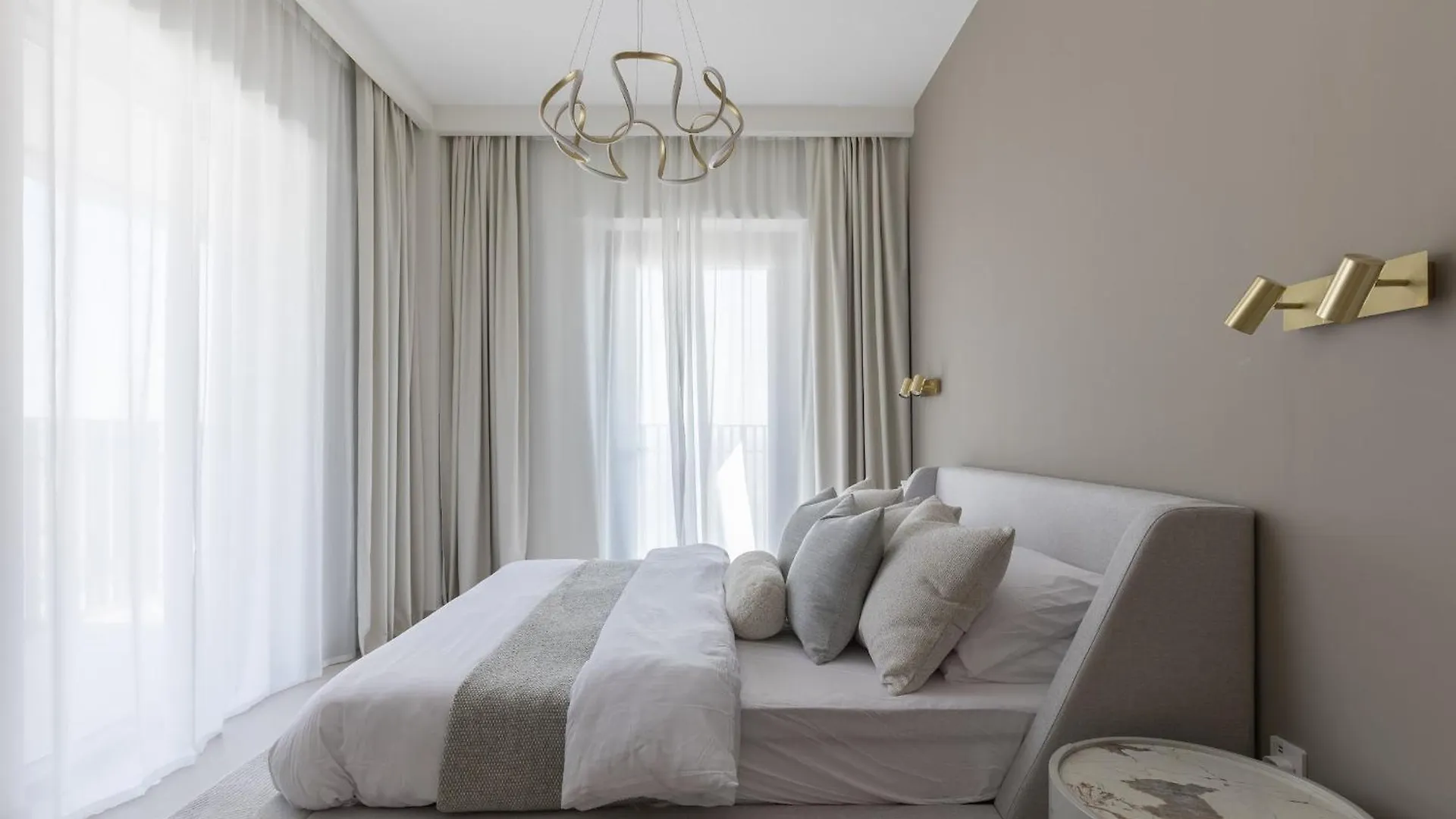 Creek Beach Roomy 3Br + Terrace Dubai