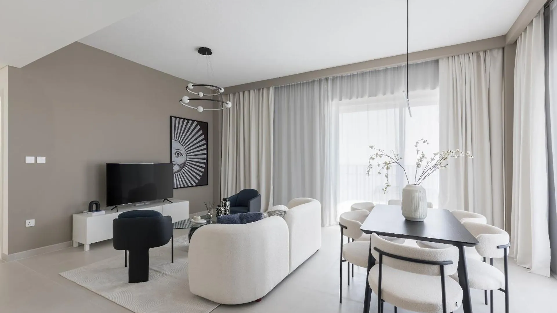 Creek Beach Roomy 3Br + Terrace Dubai Apartment